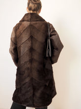 Načíst obrázek do prohlížeče Galerie, Kožešinový vintage kabát KARA
